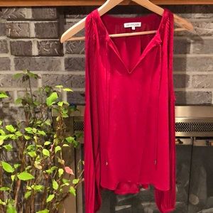 Women’s Heartloom deep red blouse sz M
